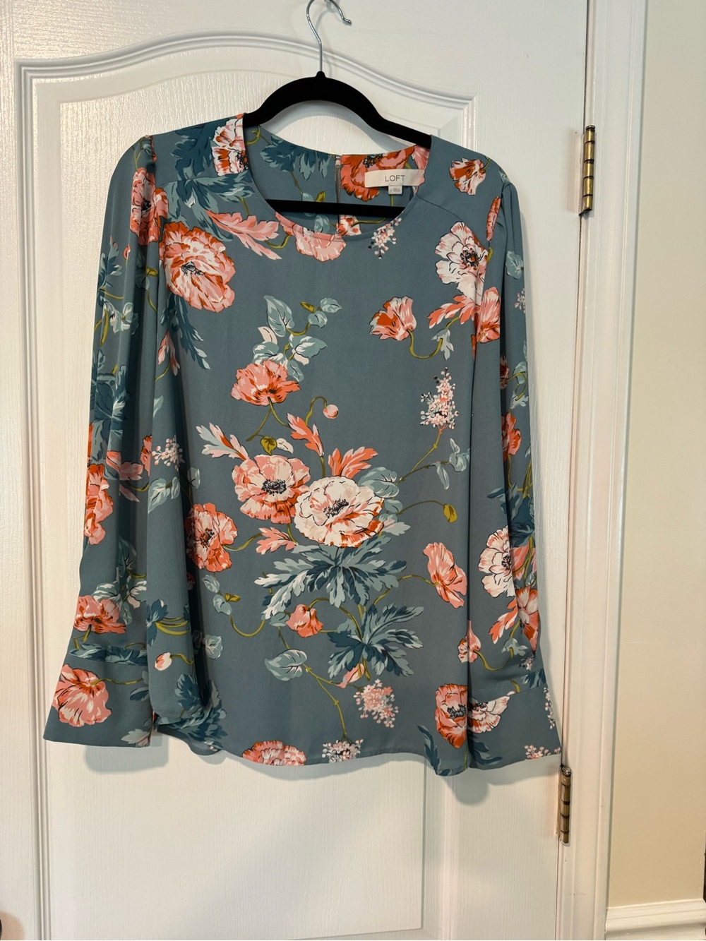 LOFT Blue Gray Floral Long-Sleeve Blouse